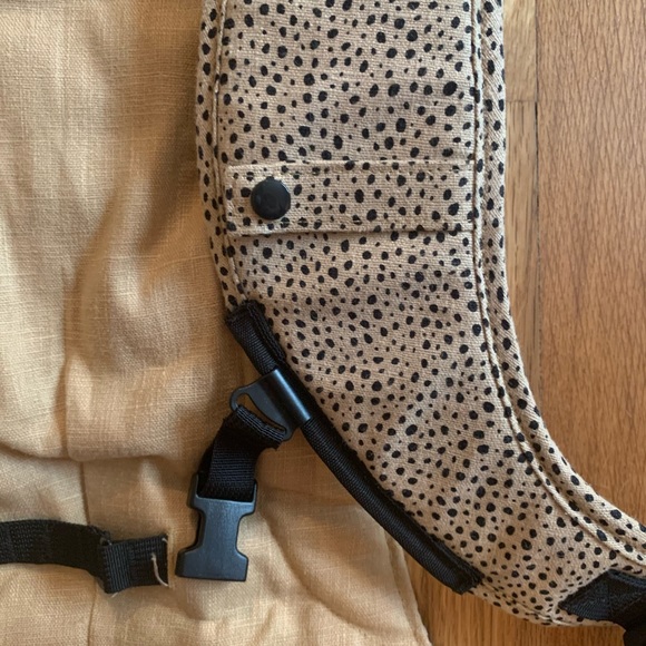 NWT Happy Baby Onbuhimo Cheetah - Picture 3 of 10